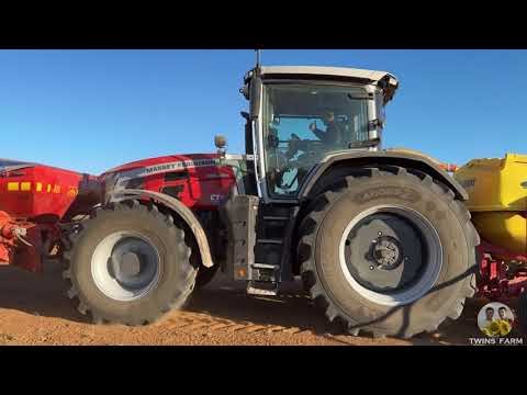 Castilian lentil. Sowing work with the MF 8S.225